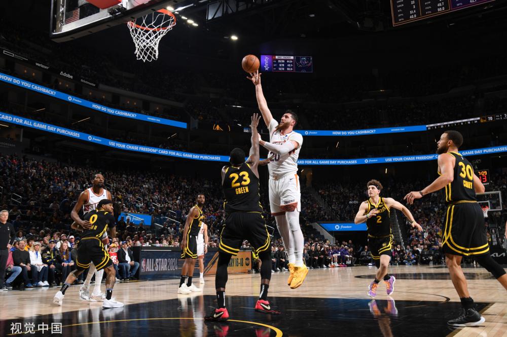 防守球员保 防守球员保